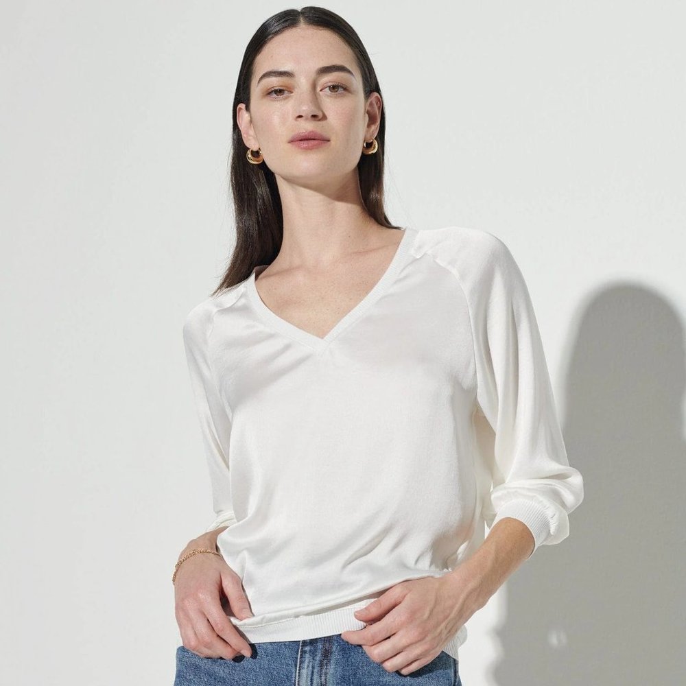 The Reset Silk Raglan Pullover - Wine